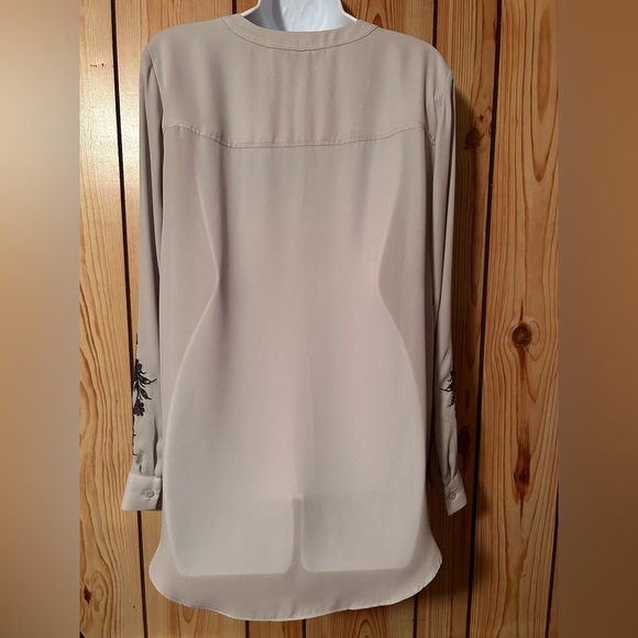 Simply Vera VERA WANG Women's Blouse Pleated Front Embroidery Long Sleeve Size L - Picture 5 of 8